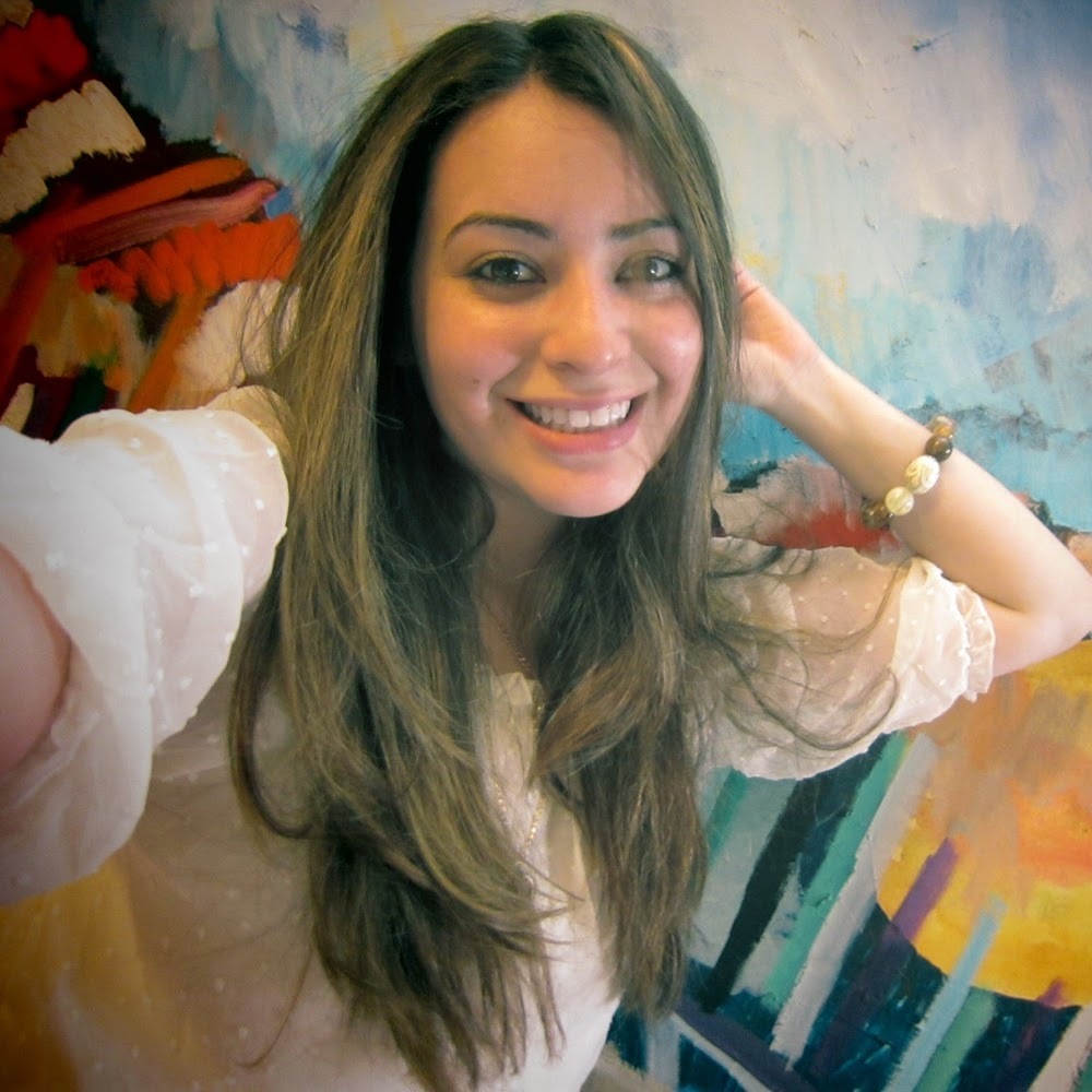 Meet your Posher, Cassandra